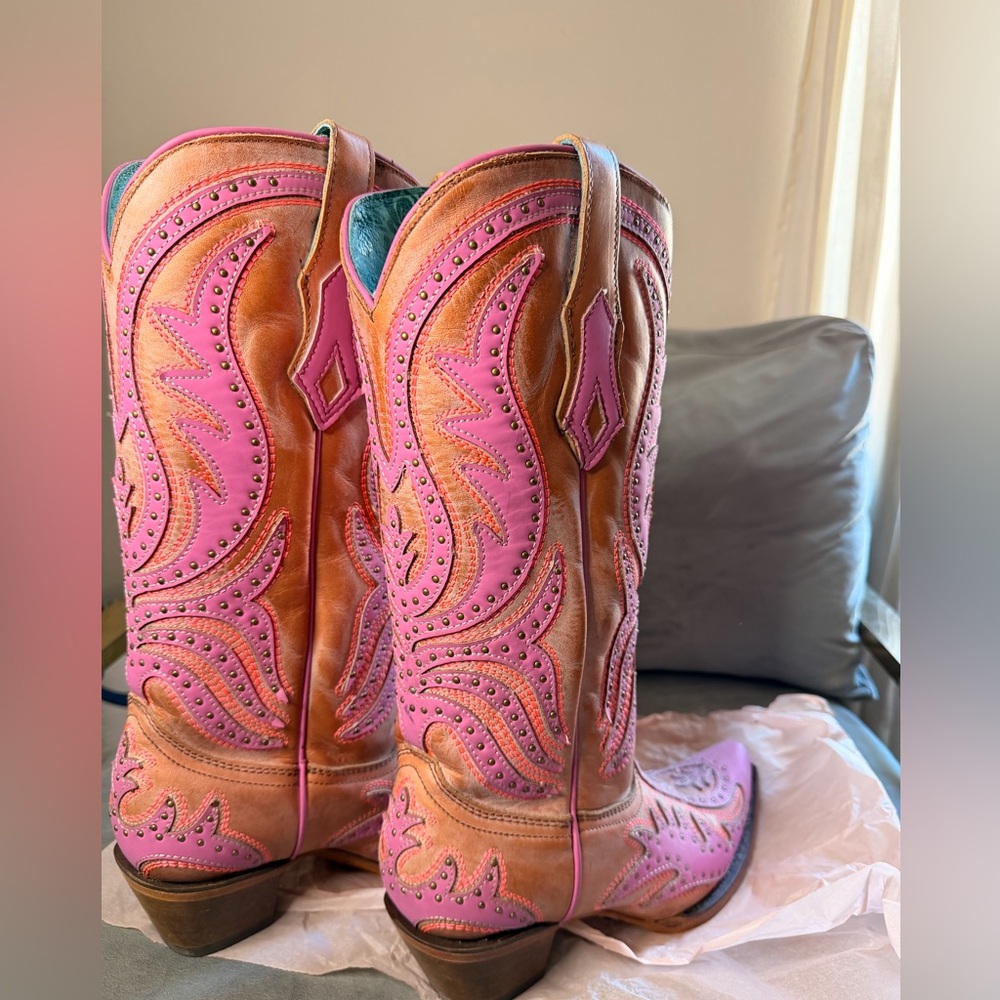 Women's Pink and Brown Heeled Boots
